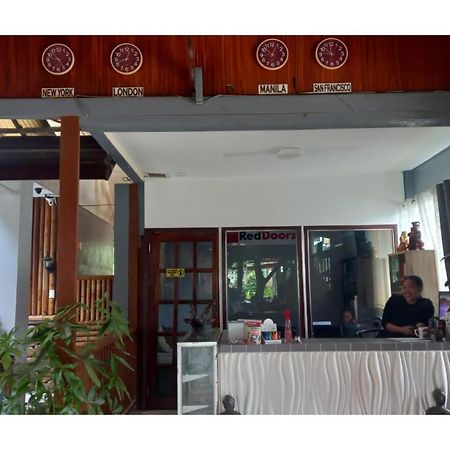 Oyo 934 Bea'S Garden Inn Tiniguiban Exterior photo